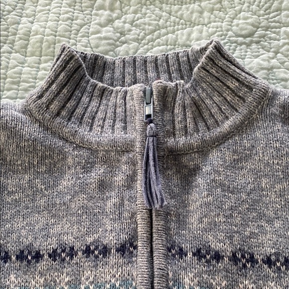 Vintage Tiara Blue and White Cardigan Sweater - Picture 4 of 4